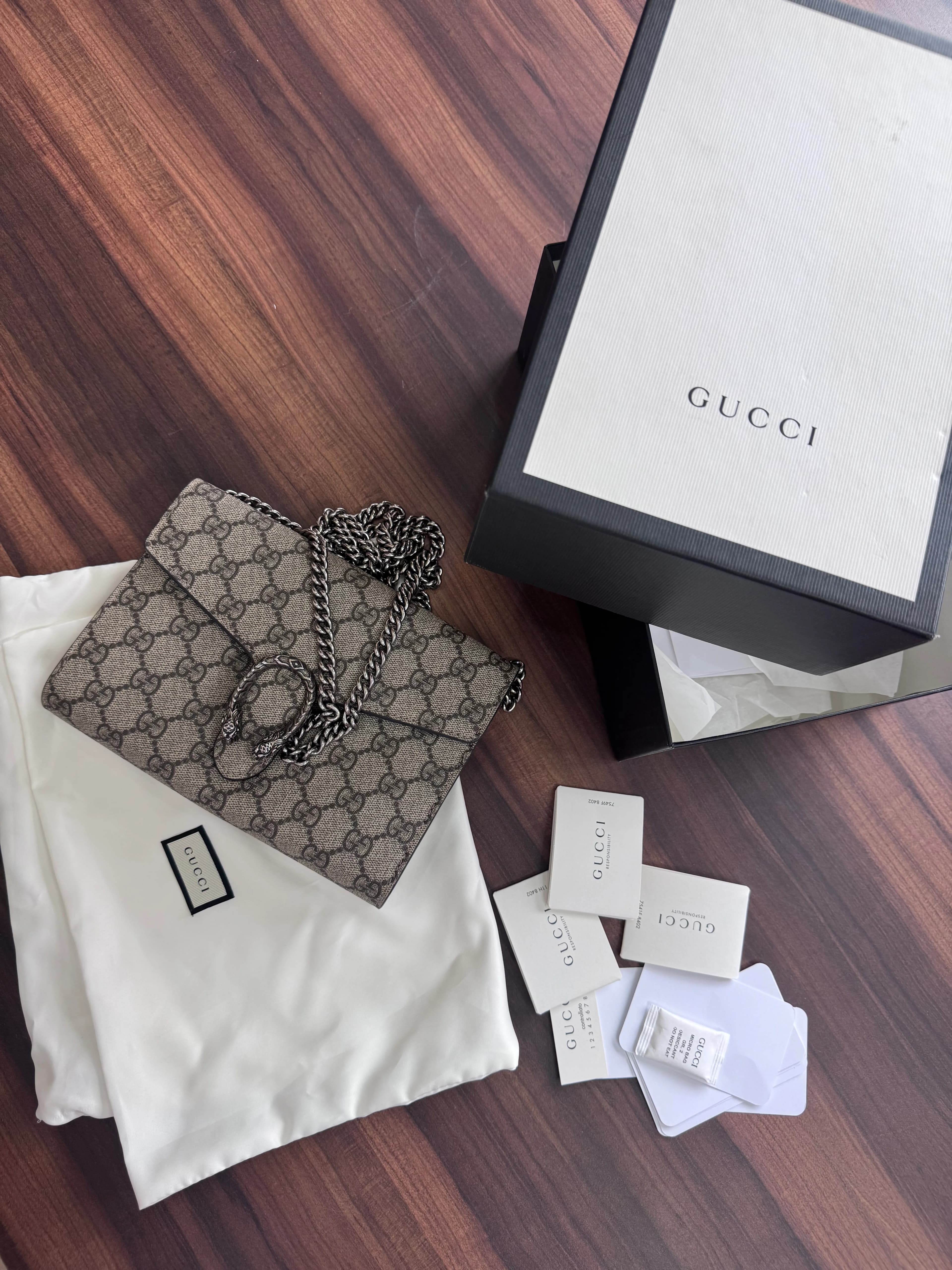 Gucci-Gucci Dionysus GG Supreme Chain Wallet