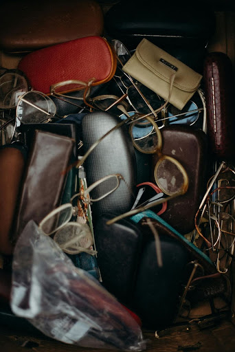 Why Do We Love Secondhand? The Psychology Behind Thrift Shopping